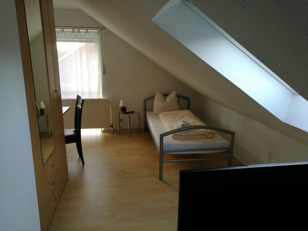 Hotel Zur Dicken Eiche มึนสเทอร์ ภายนอก รูปภาพ